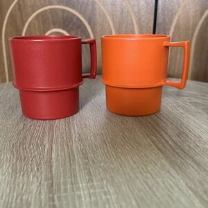 Tupperware Stackable Mugs w/ handles Harvest Orange Vintage And Red Set Of 2